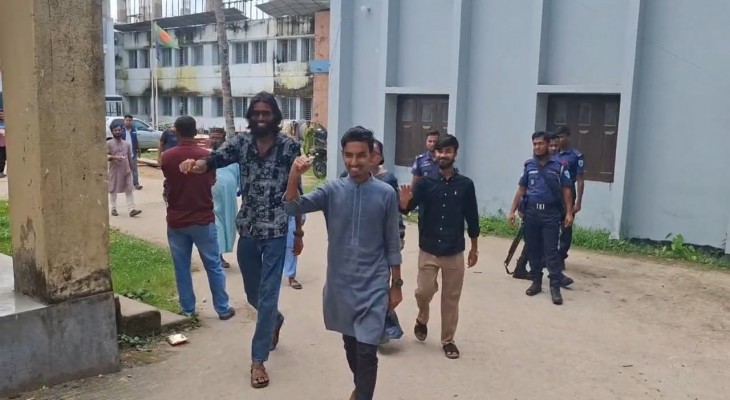 আটকের ২১ ঘণ্টা পর মুচলেকায় মুক্ত আলোচিত মাহদীসহ ৩ জন